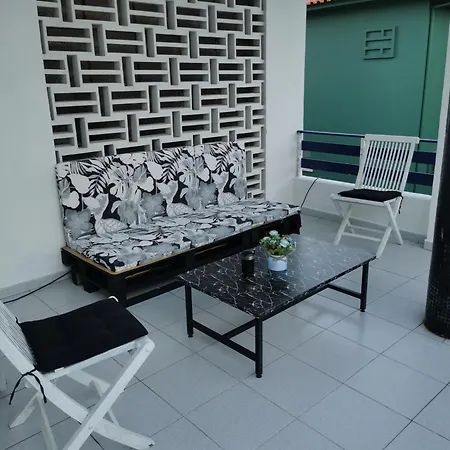 D'lis Hostel