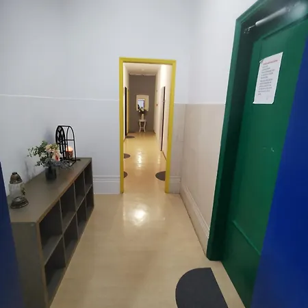 D'lis Hostel Setubal